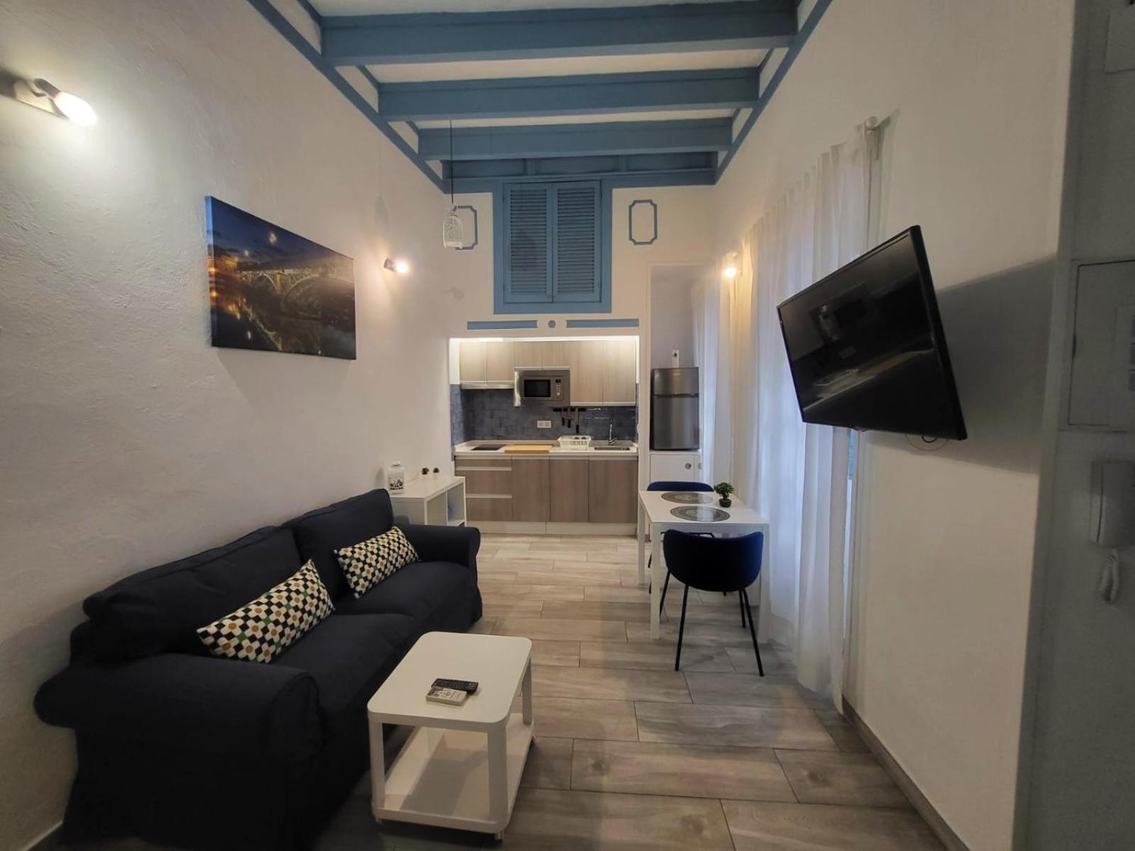 Apartamento Cuarta Puerta Centro Historico Apartment เซบีญา ภายนอก รูปภาพ